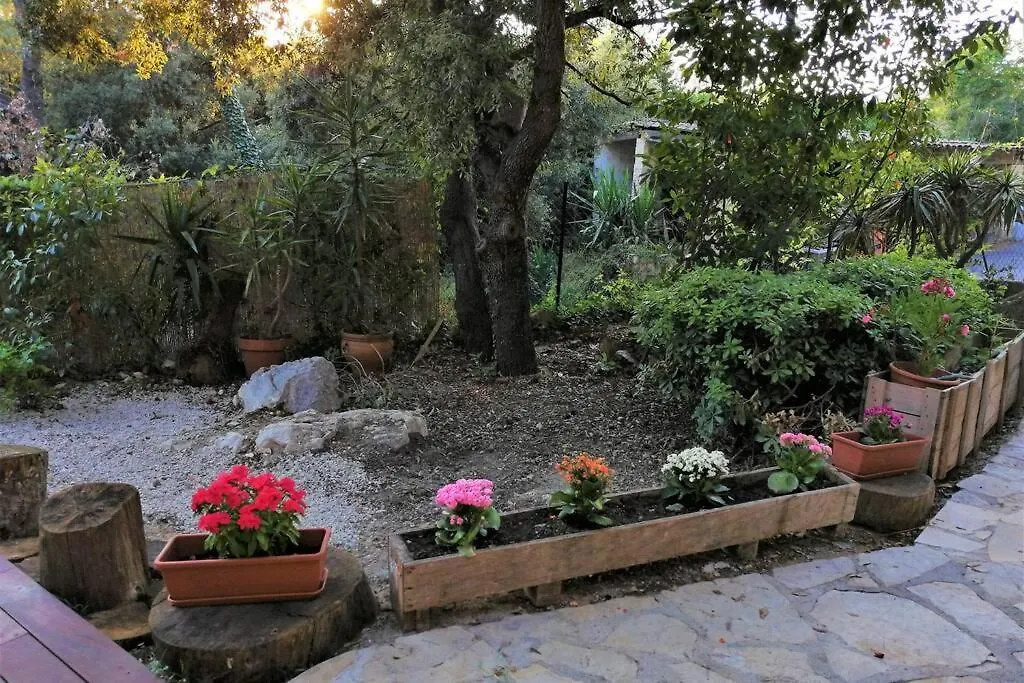 2 Pieces Zen Dans Villa En Pleine Nature Antibes