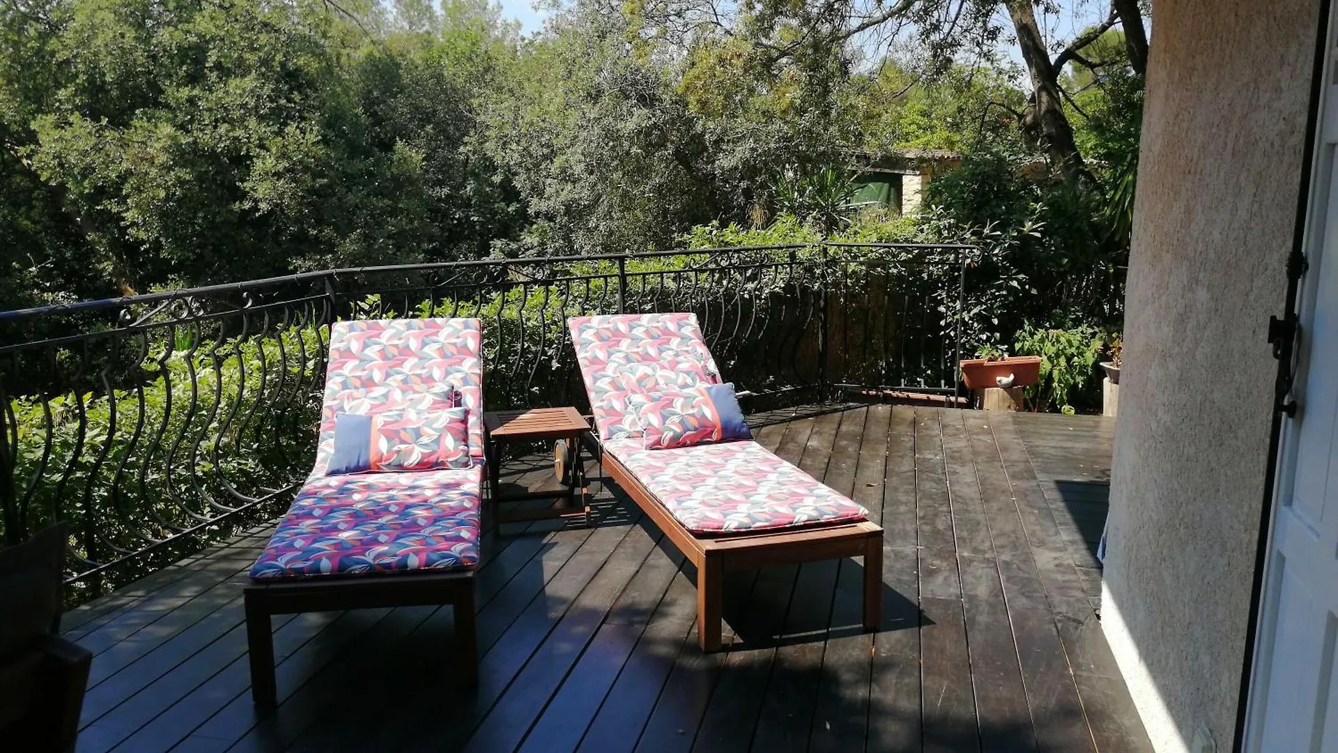 2 Pièces ZEN dans villa en pleine nature Antibes Appartement